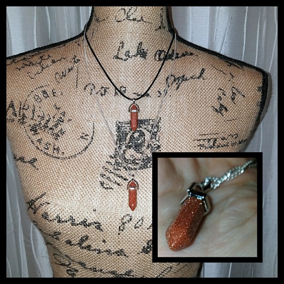 Jewelry - Boutique Gold Stone Chakra Pendant Necklace